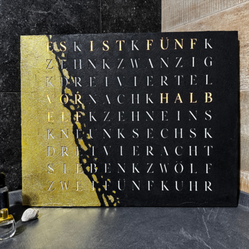 Wordclock Jupiter gelasert Schwarz mit Blattgold