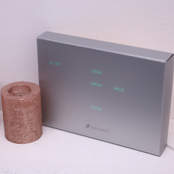 The look of BoxClock Phantom Plain Gray Edition