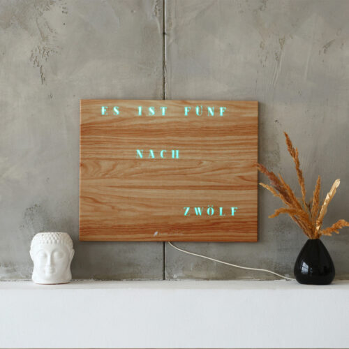 Wordclock Jupiter Holz Optik