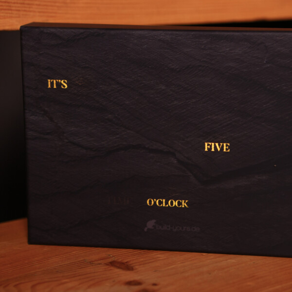 BoxClock Phantom Slate English Edition in interior