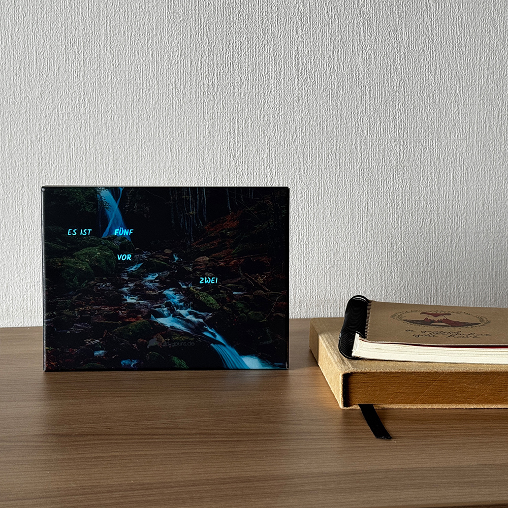 BoxClock Dark Forest in interior