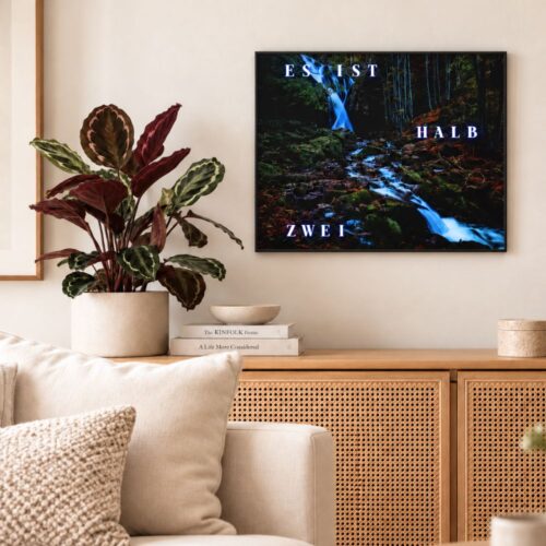 Wordclock Jupiter Phantom Dark Forest Edition in interior