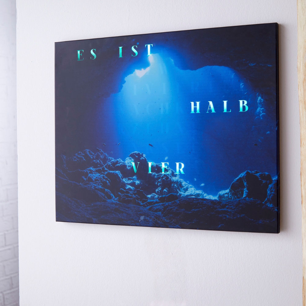 Wordclock Jupiter Phantom Blue Ocean Edition